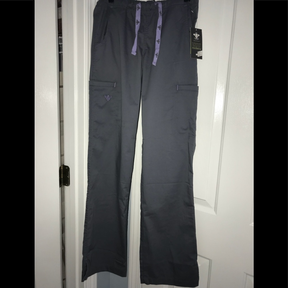 NWT Med Couture scrub pants